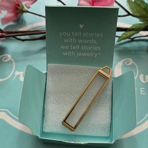 Origami Owl Gold Vertical Bar Locket